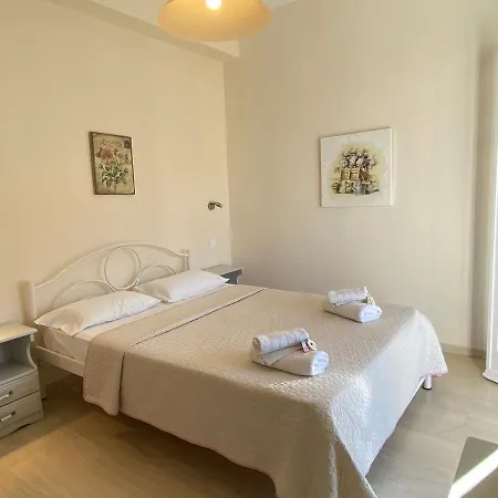 Nikos Cassiopeia Lägenhet *