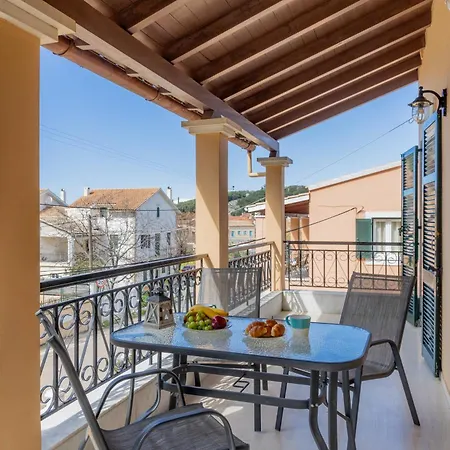 Lägenhet Nikos Cassiopeia *