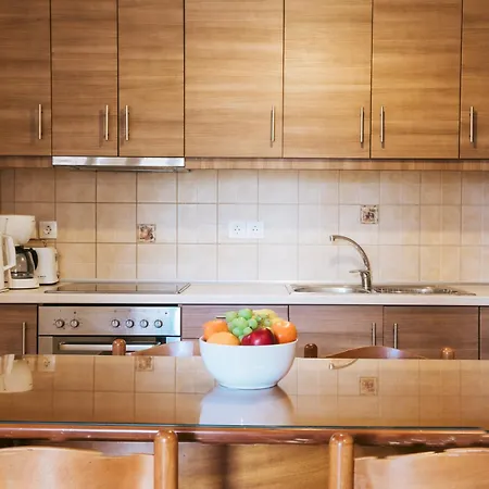 Nikos Cassiopeia * Kassiopi