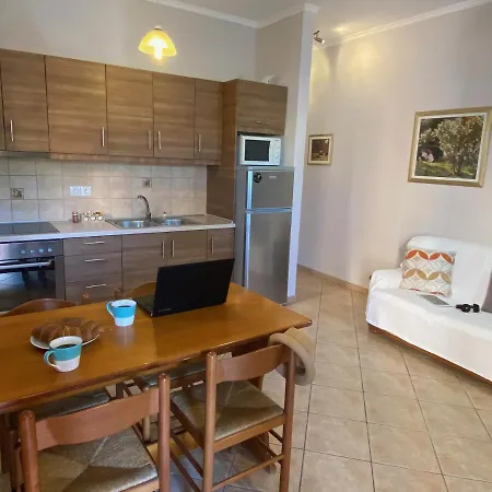 Nikos Cassiopeia Appartement *